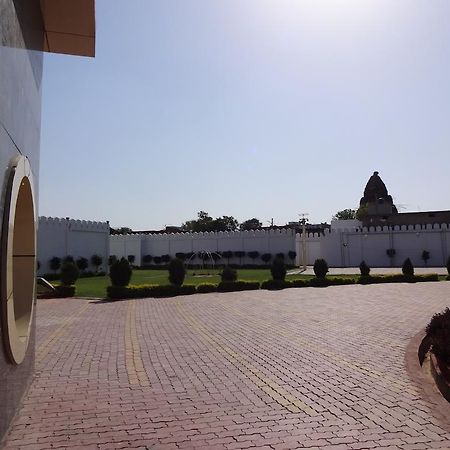 Hardik Resort Orchha Ngoại thất bức ảnh