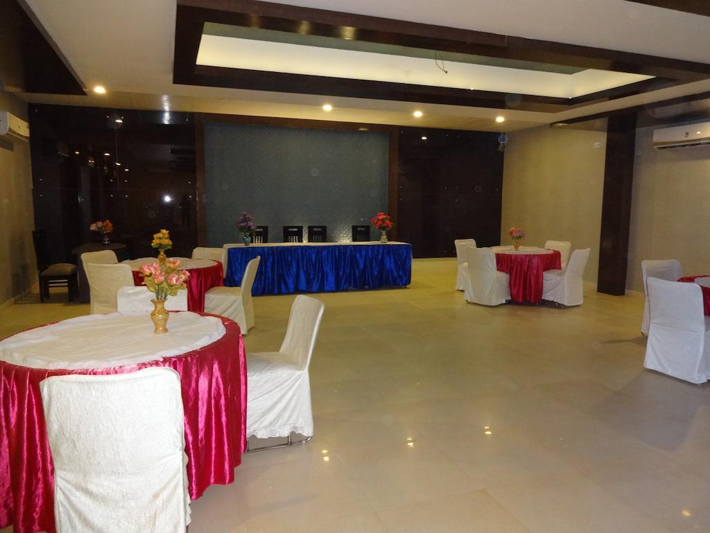 Hardik Resort Orchha Ngoại thất bức ảnh