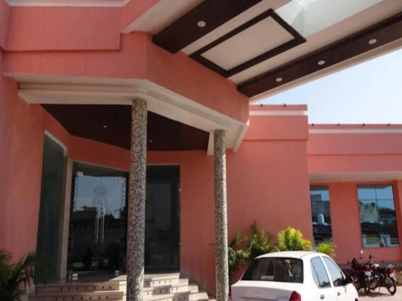 Hardik Resort Orchha Ngoại thất bức ảnh